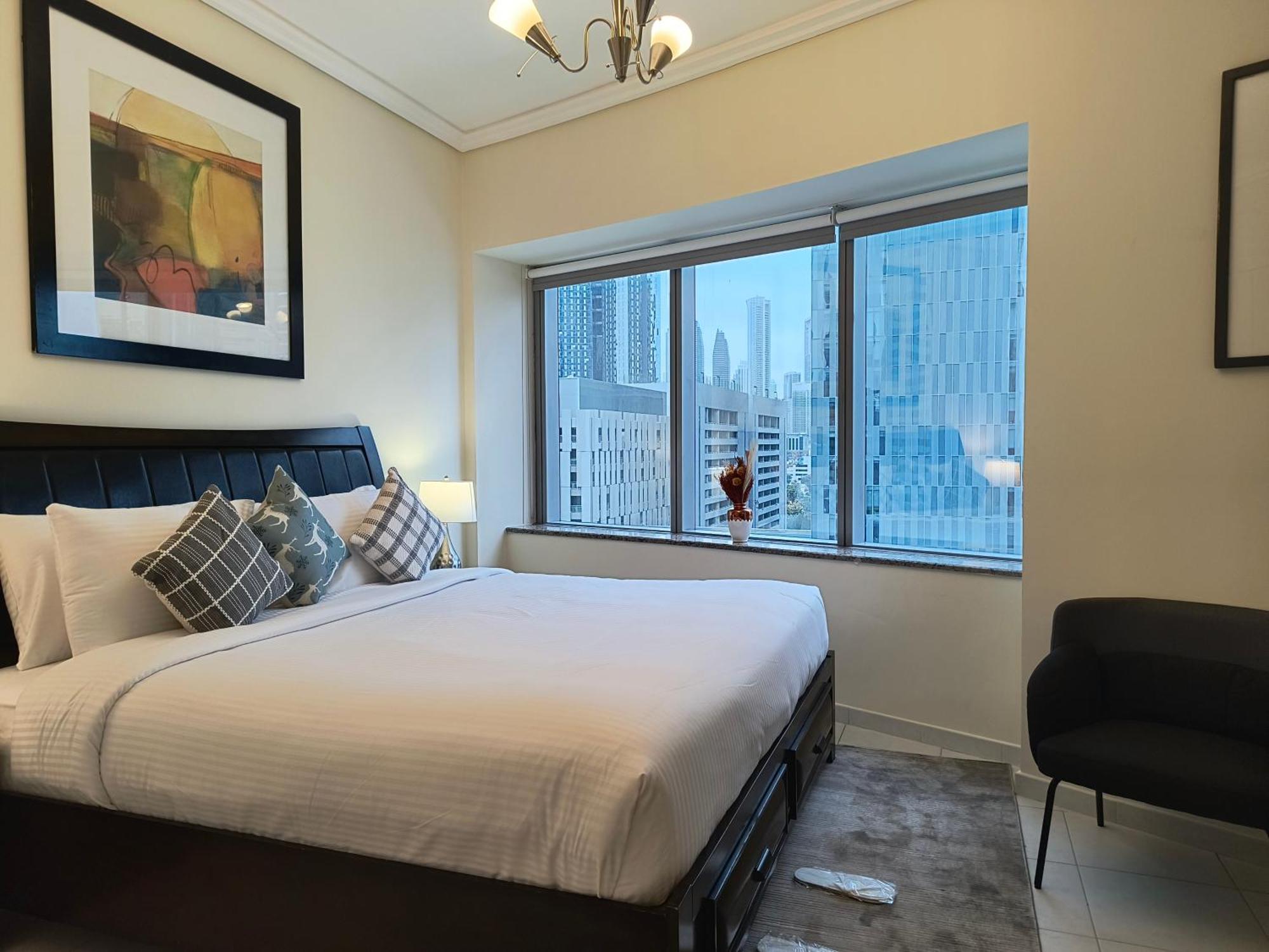 Trinity Holiday Homes - Sheikh Zayed Road Near To Financial Center Metro Station Dubai Exterior photo